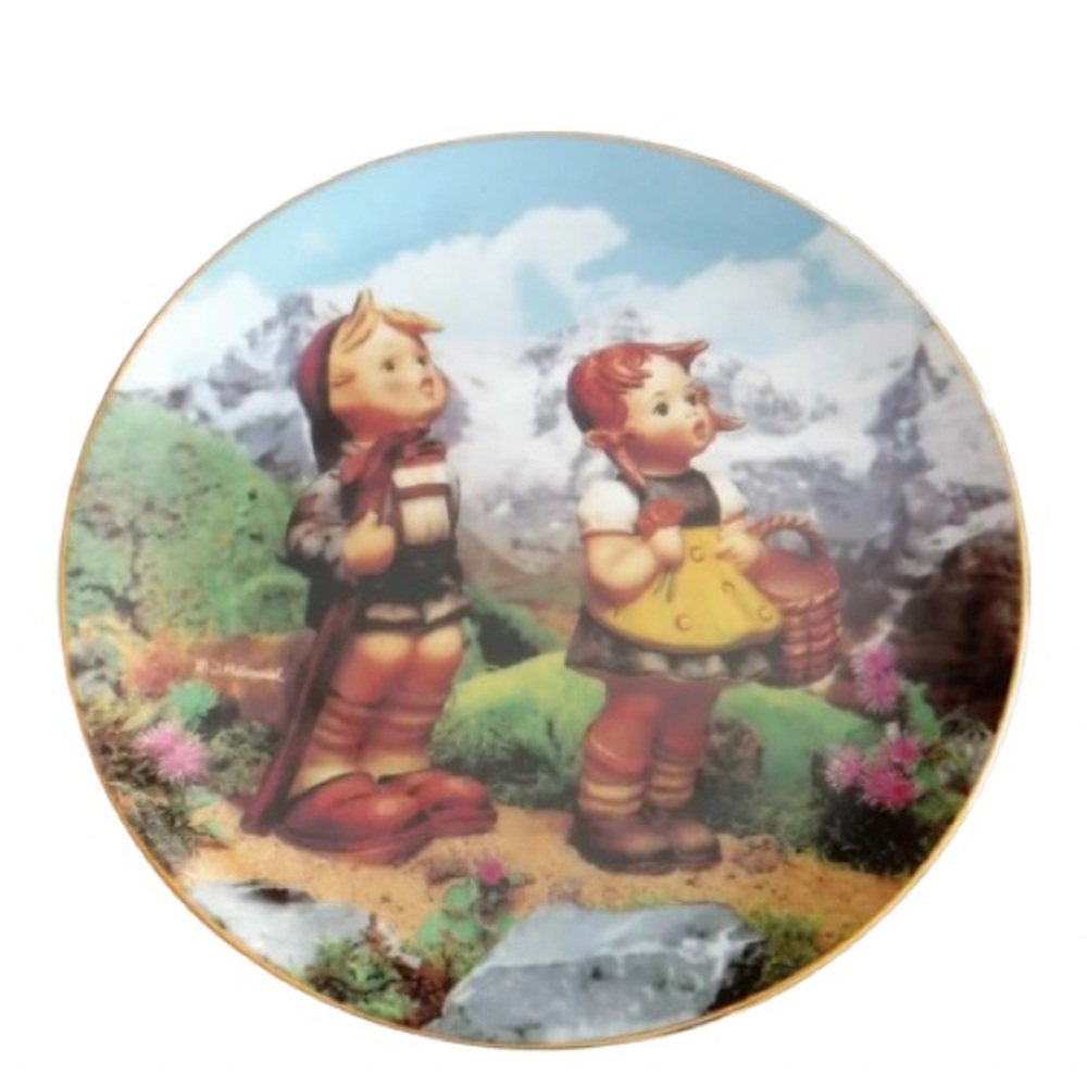 Vintage Mint M. J. Hummel‎ "Little Explorers" 8” wall Plate Hummel figurines